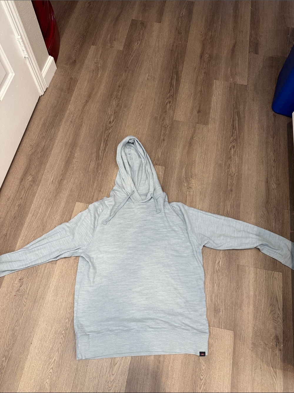 Faherty Lightweight Hooded Pullover in Pale Blue